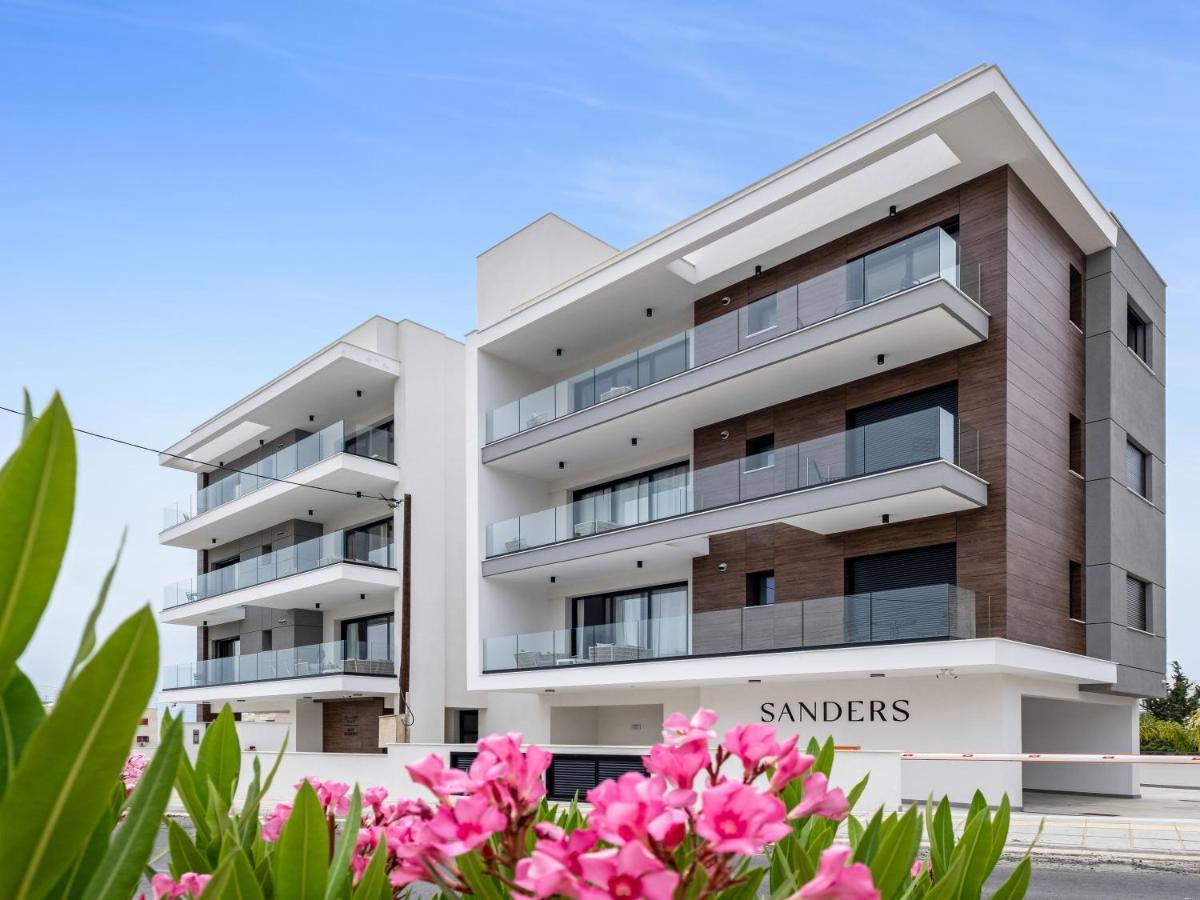 Sanders Elgio Limassol Exteriör bild