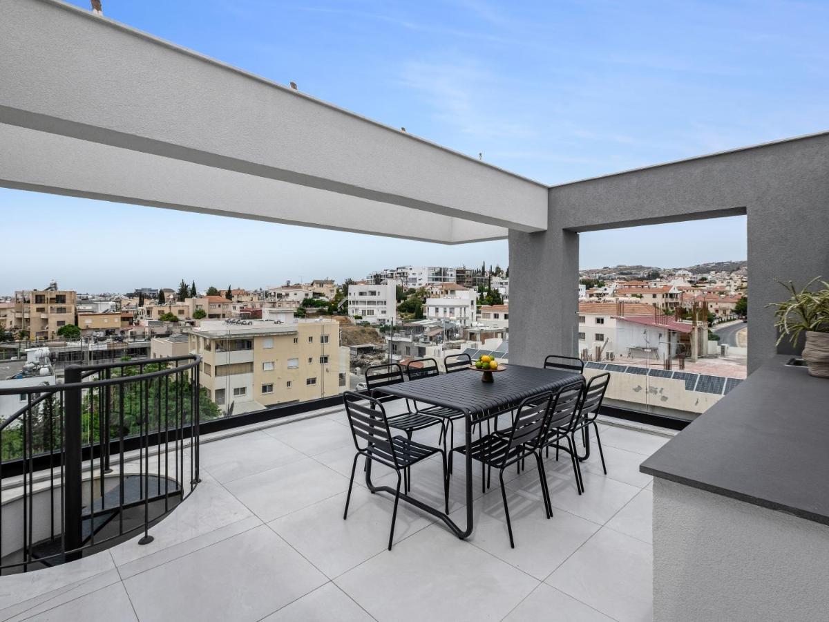 Sanders Elgio Limassol Exteriör bild