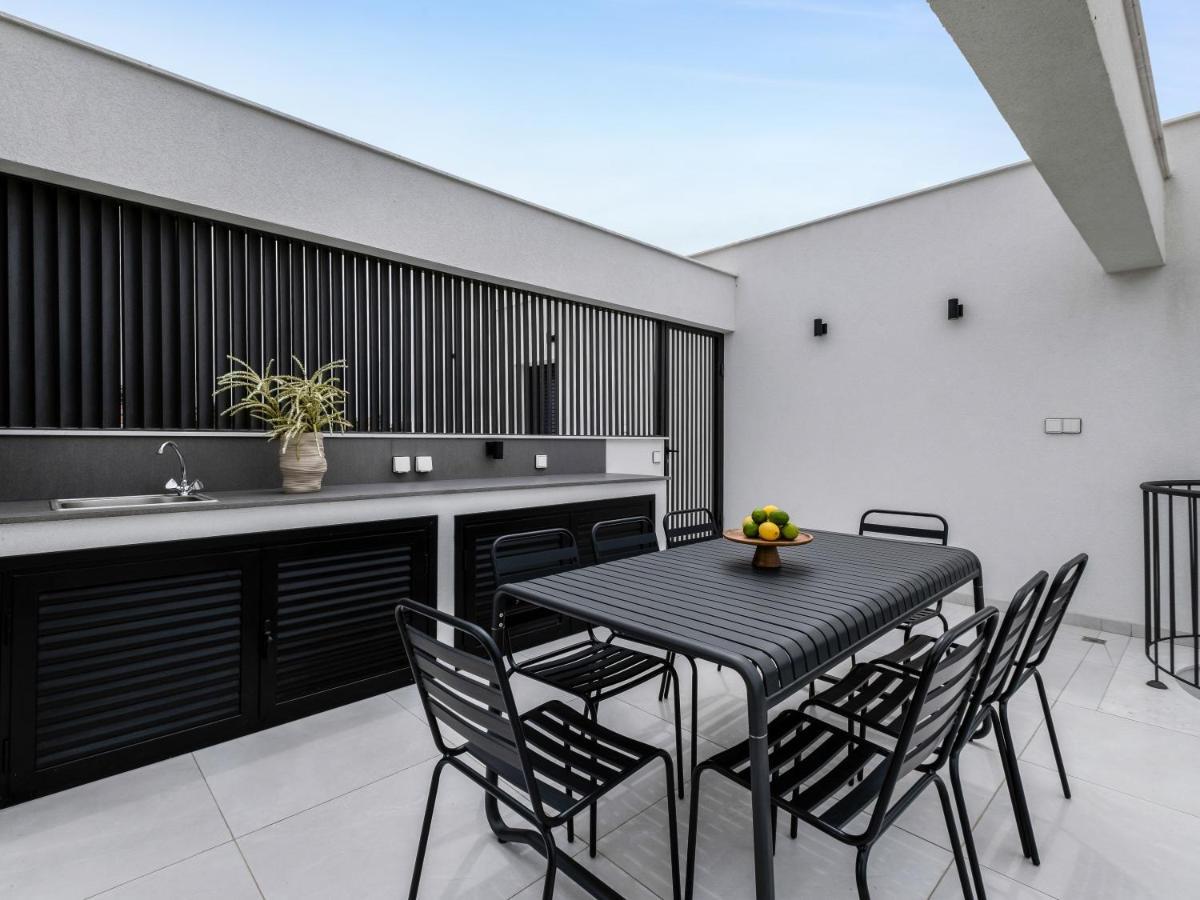 Sanders Elgio Limassol Exteriör bild